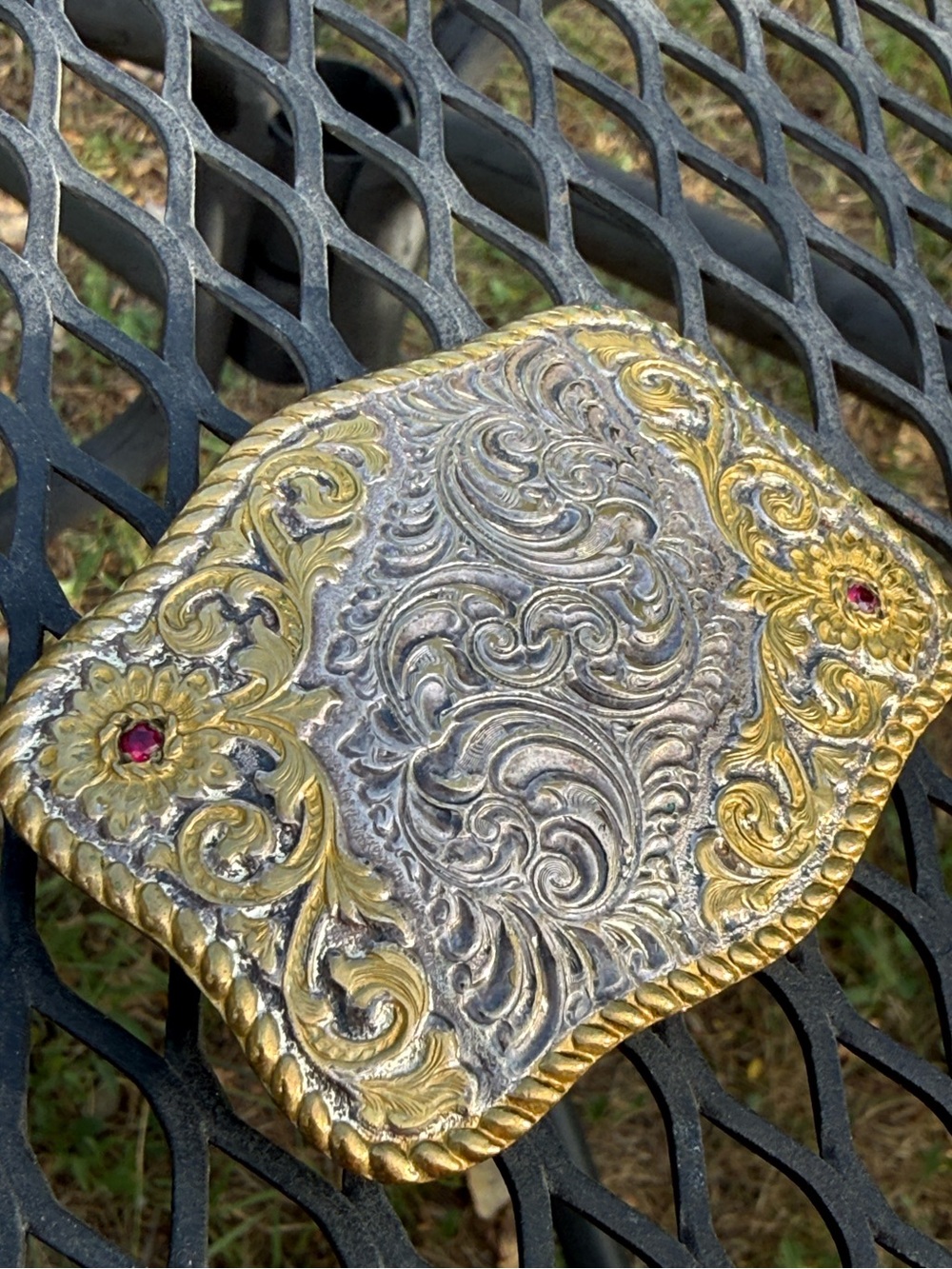 vintage rare garnet Crumrine Manufacturing belt buckle, produced in Reno, Nevada